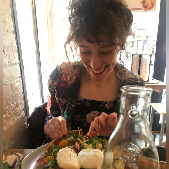 Meet your Posher, Saramax - Picture 7 of 9